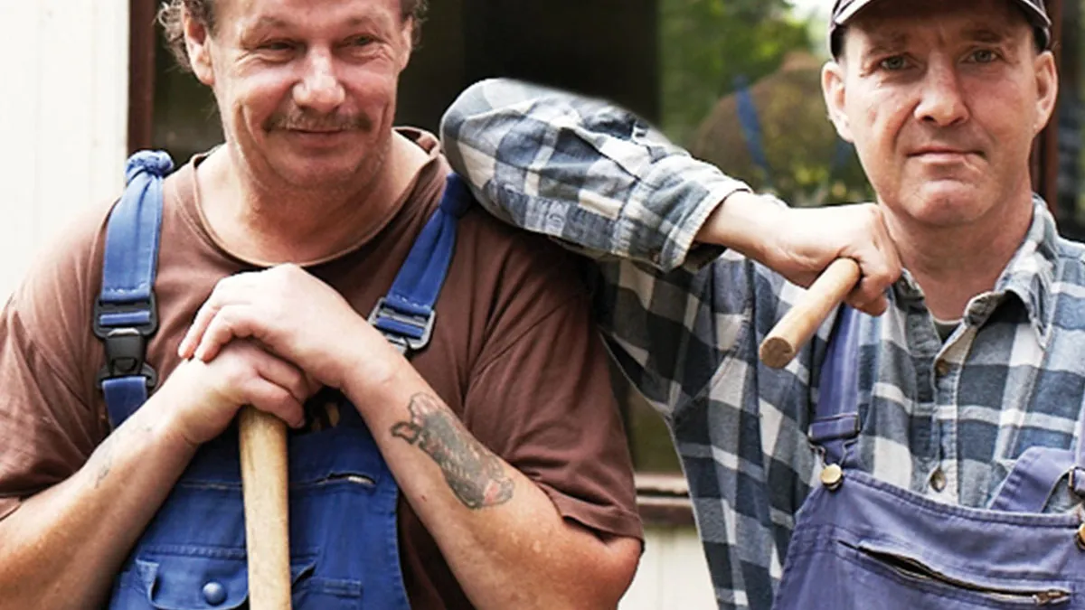 Zwei Servicekräfte von PFLEGEN & WOHNEN HAMBURG in Öjendorf.